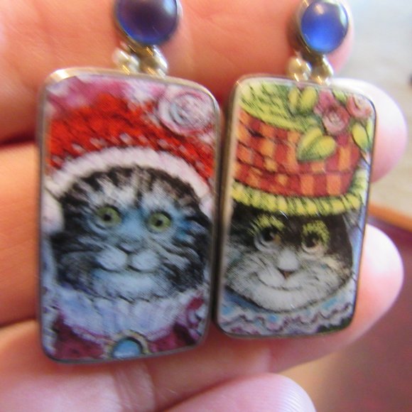 Vintage Porcelain Silver and Blue Stone Cat Earrings - Picture 2 of 4